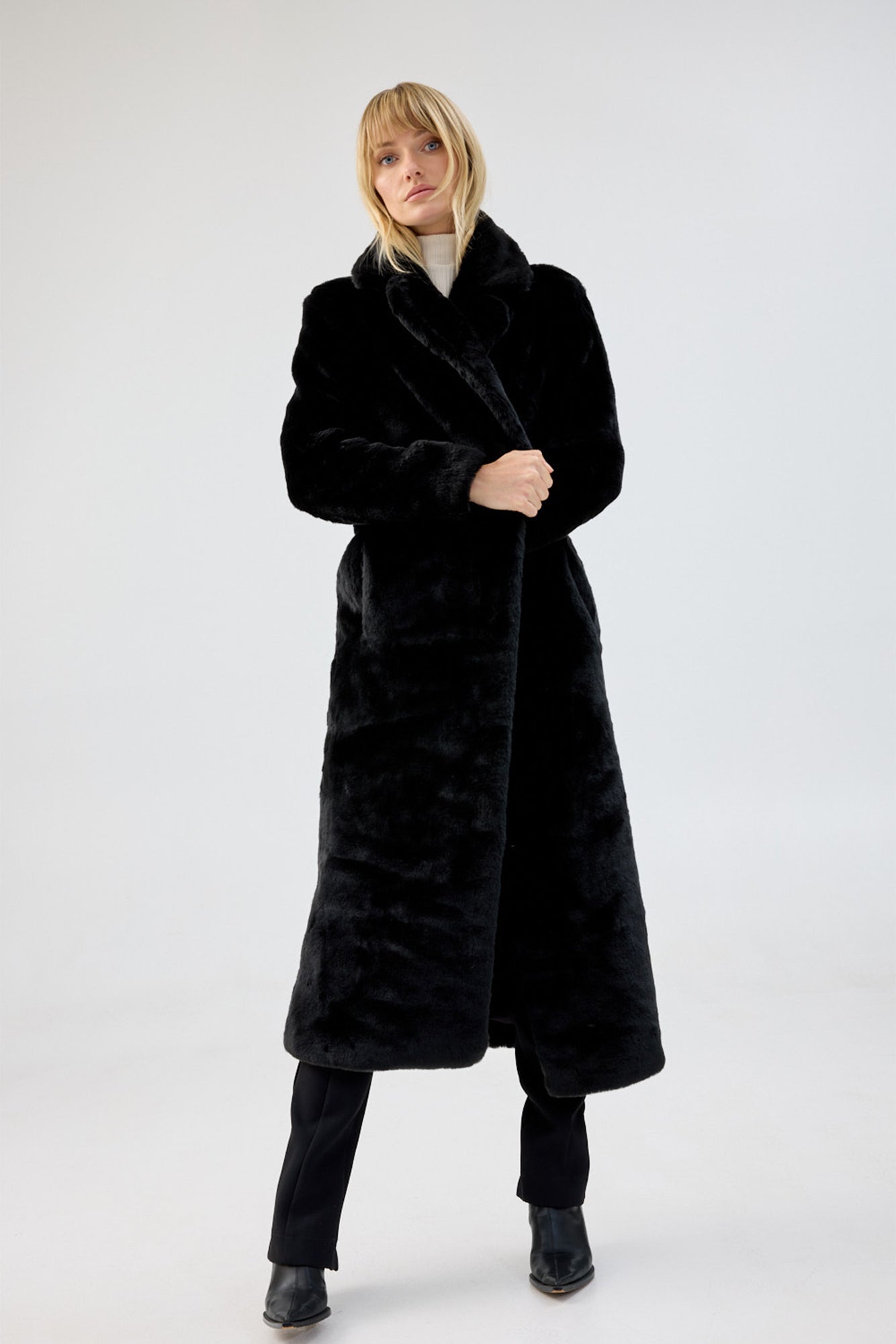 Black Bird Coat – Unreal Fur